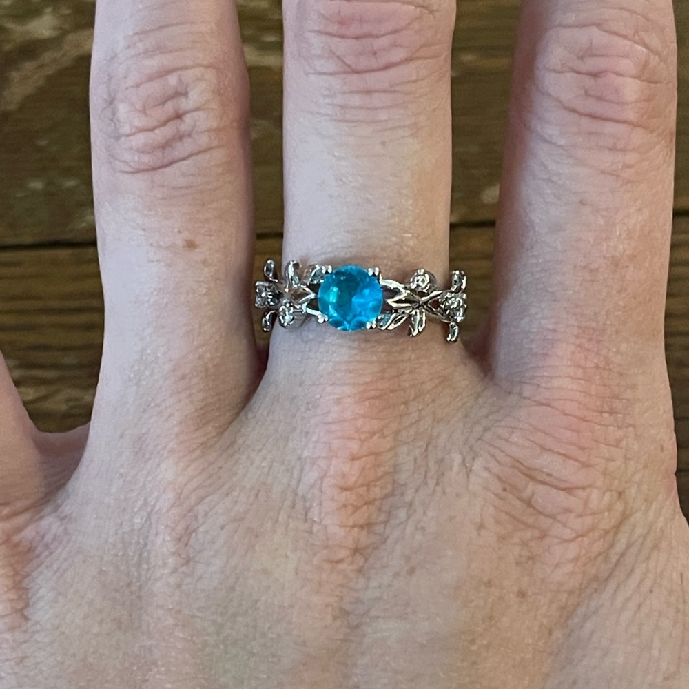 Ring - Size 5 - Picture 6 of 6